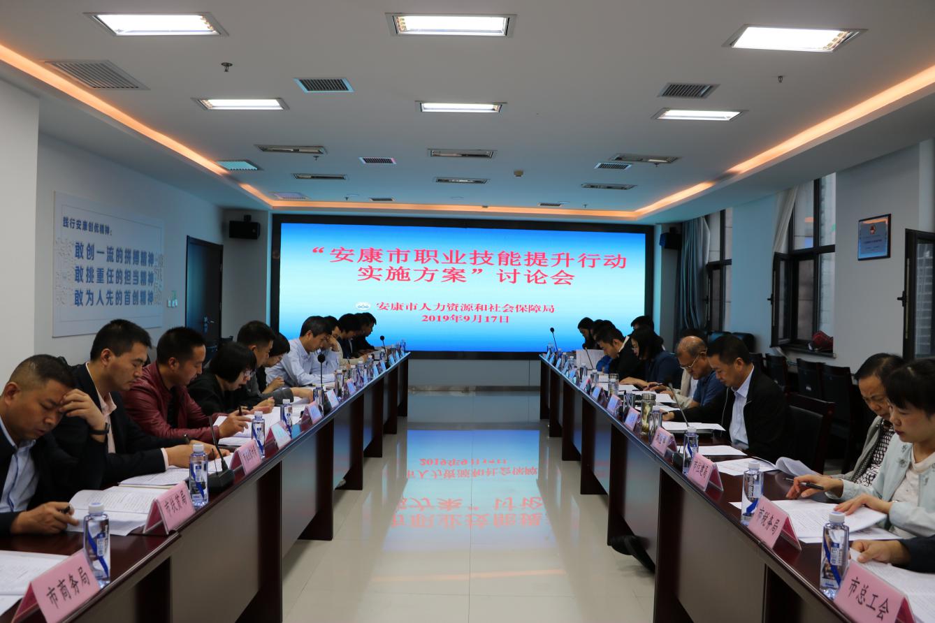 在自己专业的领域内要像一个坚韧的农夫一遍又一遍的深耕安静的打磨自己的一技之长。(图1)