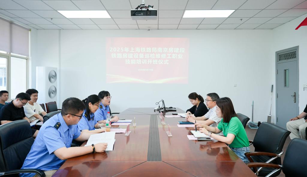 今日份的专注力训练来啦如果新看到的朋友可以翻一下之前的这个难度是每天会提升从简单到难小孩子不受挫很容易接受。(图1)